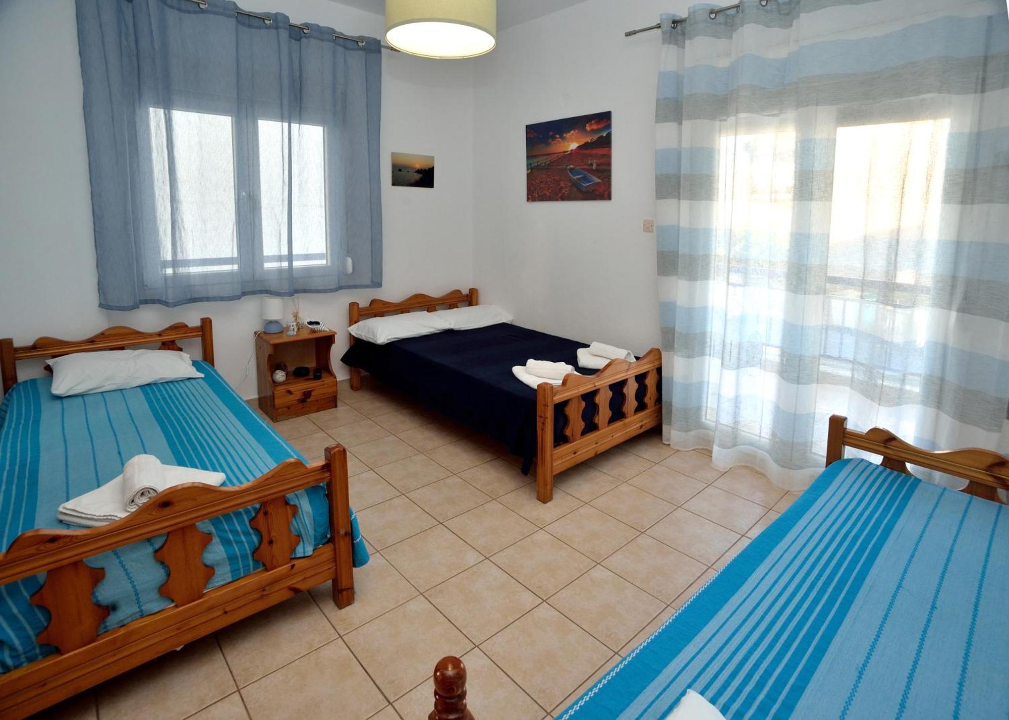 Maria Konstantinidis Apartments Néa Poteídaia Eksteriør bilde